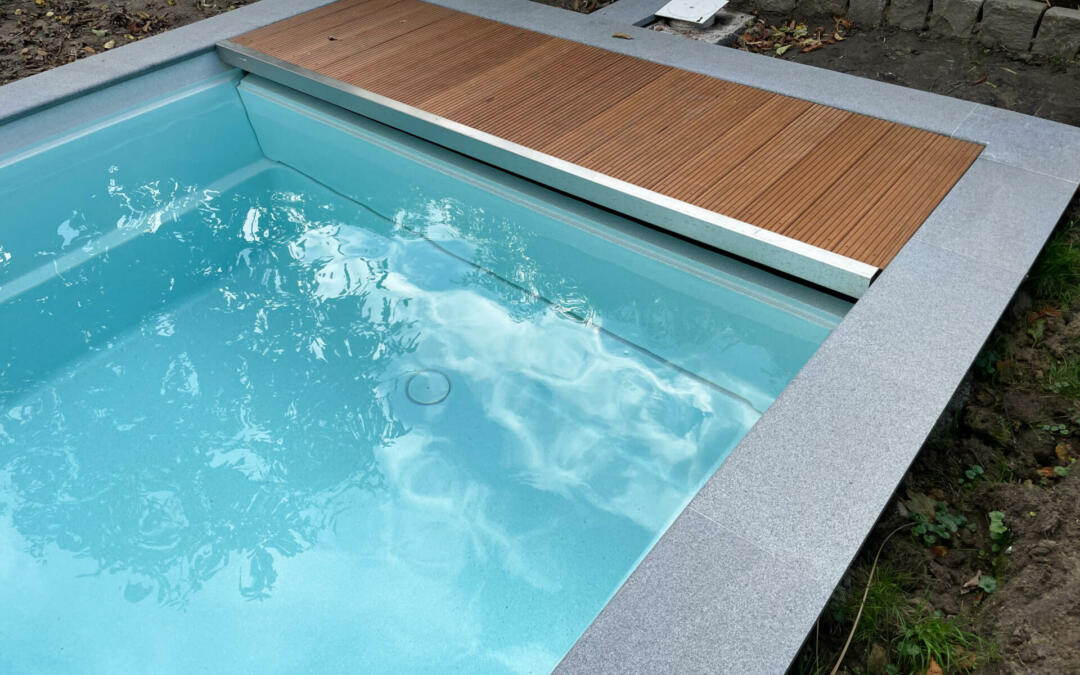 Compass Ceramic Pool Elegant Max 83