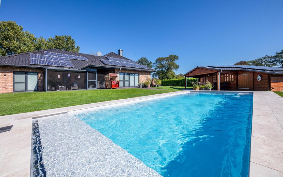 Compass Ceramic Pool Elegant Max 100