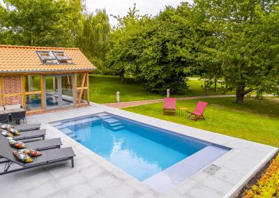 Pool mit LED Beleuchtung