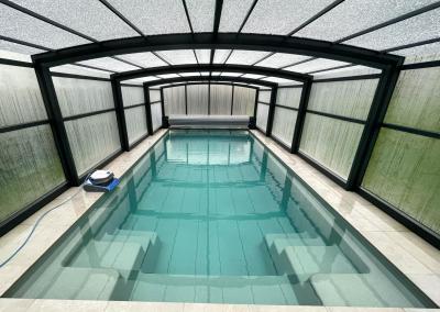 GFK Schwimmbecken mit Überdachung